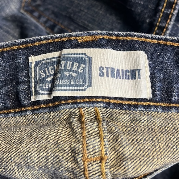 Mens Signature Levi’s Straight Leg Jeans - Picture 4 of 5